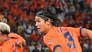 満員の国立競技場で蘇る昨季昇格プレーオフの「事件」の記憶 微妙な判定に異を唱えるメディアはなかった
