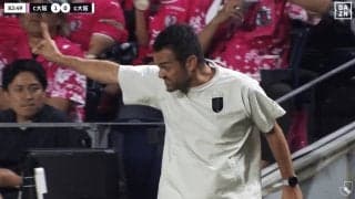 “幻のゴール”に激怒！「ポヤトスいらつきすぎｗ」「プレミアなら退席」G大阪監督、オフサイド判定の副審に激しいジェスチャーで猛抗議