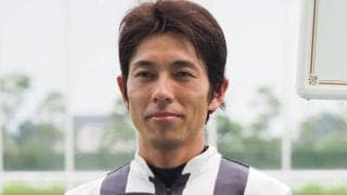 和田竜二騎手が返し馬で落馬負傷…10R以降は乗り替わり