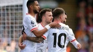 競り勝ったリバプールがリーグ3連勝で首位キープ！　鎌田大地＆遠藤航が後半最終盤にピッチ上で共演【プレミアリーグ】