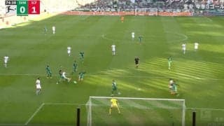 痛恨ミス！ 堂安律、隙をつく急加速カットイン→左足を撃ち抜いた瞬間　相手DFが無警戒… \"堂安ゾーン\"からエグい確信ゴラッソ