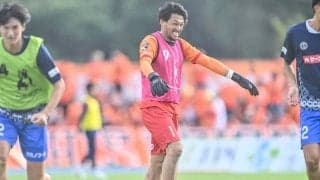 【引退決意のGK本間幸司が話す、サッカーのつながりとJ2水戸への愛 (2)】目指すは「“まだできるんじゃない？”って言われながら辞める４７歳」……小林悠や前田大然ら後進への思いも
