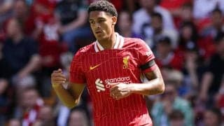 リバプールが生え抜きのイングランド代表DFクアンサーと新契約締結