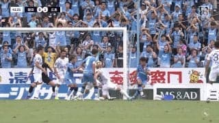 キャプ翼かよ！広島・佐々木の珍ゴールが話題「反動蹴速迅砲使えるんか」本人も驚く超反応ブロックがシュートに変わった瞬間