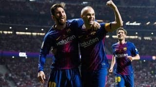 「ボールは君を恋しがるはず」メッシが引退発表した戦友・イニエスタにメッセージ「君はフェノーメノだ」