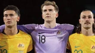 新生オーストラリア代表のスタメン11人　3バック採用でGKは主将ライアンではなくガウチ、新潟DFデン&町田FWデュークら先発