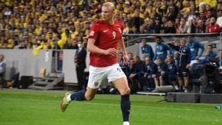 ハーランドがわずか24歳でノルウェー代表の歴代最多得点者に！　スロベニア戦でオブラク相手に2発