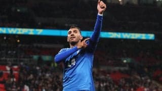 イングランド相手に金星も「今夜は祝いたくない」　2得点のギリシャ代表FW、戦友の死に悲痛な思い「彼のために魂を捧げた」