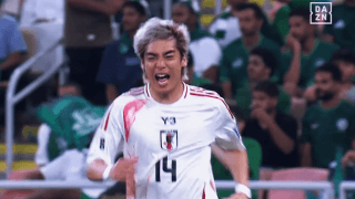 伊東純也が強心臓すぎる！「ミスったー！」叫びが話題沸騰「読唇術されてんのウケるw」「可愛すぎる」「楽しそう」内田篤人もビックリ