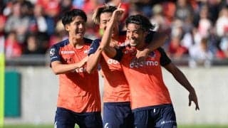 レッドブル入りの大宮が1年でJ2復帰！　2位今治戦の次節は優勝決定の可能性【明治安田J3第32節】