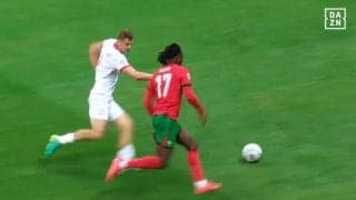 無敵かよ！“40m爆速ドリブル”連発が脚光「レオンが無法で笑う」「魔法だ」「信じられない」現地メディア＆ファンが驚愕