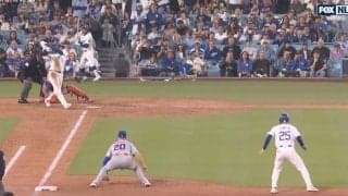 おかしいだろ！ 大谷翔平に「ドン引き」 野手の頭上を“爆速通過”… 時速188キロ“フェンス直撃打”に「あれはアカンw」