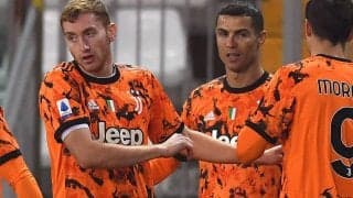 「今は理解できている」…クルゼフスキ好調の秘訣はフットボール界の生けるレジェンドからの助言にあり