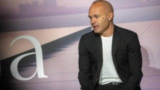 イニエスタ氏に指導者転身の動き ドバイでコーチライセンス講習に