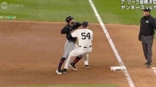 やりすぎ？ “過激走塁”に「当たり屋かよ」 審判も混乱… 物議を醸す“走塁妨害”に「ズル賢いな」「色々アカンw」