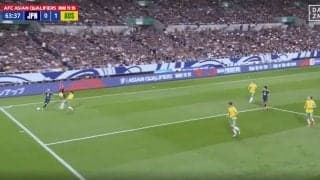 「圧倒的な個の力」伊東純也“超急加速”で強引縦突破！イナズマドリブルからの超絶ピンポイントクロスでチャンスメイクの瞬間