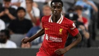 リバプールが期待の若手MFニョニとプロ契約！今夏のプレシーズンでは精力的にアピール