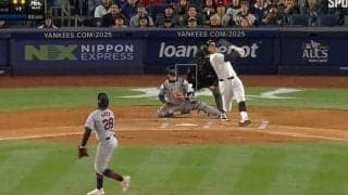 何やってんだよ！ ヤ軍ジャッジの“想定外の打球”で異変　解説者もお手上げ… 相手野手の様子がおかしくなる