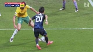 一体何をした？相手DFも驚愕...久保建英のトリッキーな“股抜きクロス”が「エグすぎる」と話題に「簡単には取れない」元日本代表も感嘆