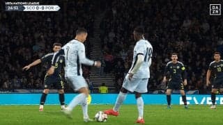 何がしたかったんだ！？ C・ロナウド、“恥ずかしい衝撃ミス”に唖然…最後は笑顔のサムズアップで「大人になったな」の声