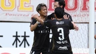 負けられない札幌が残留に向け敵地で大きな白星！退場者出した名古屋はランゲラックのラスト豊田スタジアムを勝利で飾れず【明治安田J1第34節】