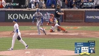 フリーマン、満塁の好機で判定に愕然…敵地NYが揺れた“勝負を分ける”一球 「えっストライクか」SNSは賛否