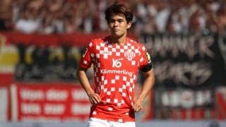 「自分の強みはなんだろうと思う時期も…」ブンデス挑戦の佐野海舟、開幕から全試合先発出場で感じる監督の信頼「良いプレーをするために毎日話してくれる」