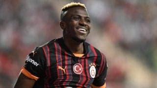 「1億ユーロのゴール」ガラタサライのオシムヘンがオーバーヘッド弾！ 残り12分からの出場で2度ネット揺らす「世界最高のストライカー」