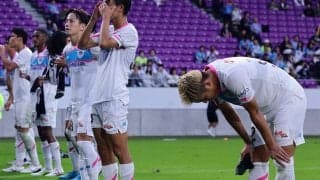 サガン鳥栖はなぜJ2に降格したのか ８月の監督交代を分岐点に失われた「論理性」