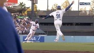 よく走った！テオスカーの激走にベッツが“感情爆発” 「怠慢プレー」直後に魂の汚名返上…MVP男も燃えた逆転劇の舞台裏