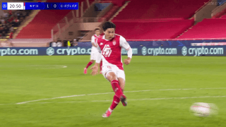 えっ、オフサイドなし？ 南野拓実、５年ぶりのＣＬゴールに「疑心暗鬼w」「本人もびっくりw」フリーすぎて敵も味方も驚いた瞬間