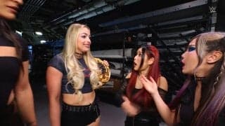 美しき“デカ女”用心棒に「デカすぎるよ」ファンがドン引き 日本人女子タッグ、難敵との身長差に驚きの声