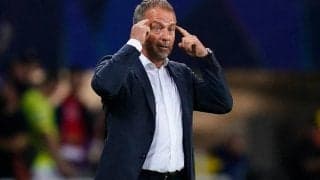 「本当に満足」バルセロナが天敵バイエルン相手に大きな白星！古巣対戦となったフリック監督「素晴らしいチームを率いている」