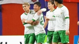 貪欲な緑の名門はさらなる高みへの歩み止めず、東京Vが残留決定後の新潟戦で快勝…要求厳しい指揮官と守護神も手応え