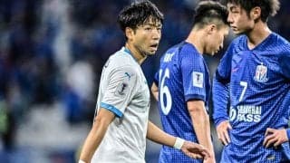 【川崎が敗れた上海戦の裏側。開始5分で崩れたゲームプランで模索した勝ち筋(2)】「ギリギリまで我慢しながら」と話す鬼木達監督が「仕留めてこい」と小林悠に託したもの……強い集中で出たアドレナリン
