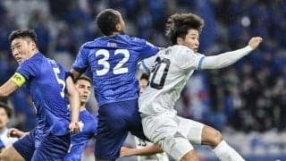 【川崎が敗れた上海戦の裏側。開始5分で崩れたゲームプランで模索した勝ち筋(1)】ロッカールームに響いた「ごめん」の言葉……当初の戦い方を捨て、探った許容できる部分とできない部分