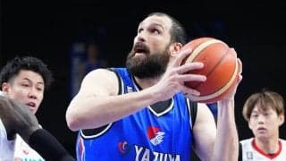 “元リバウンド王”コッツァーがB3金沢武士団に加入「日本に戻ってくることができてワクワク」