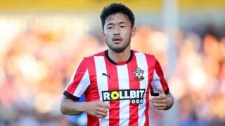 菅原由勢はシティ戦に出場できない？ ケガの状態にサウサンプトンの指揮官が言及「あと24時間で決まる」
