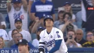 “大谷からジャッジへ” 大谷翔平のWS第1打席でいきなり飛び出した特大フライ→ライバル捕球にファン熱狂「初球狙ってきた！」