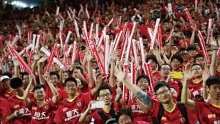 中国超級復帰なるか…生え抜き路線に切り替えざるを得なかったかつての“広州恒大”、2位と勝ち点「2」差で2部最終節へ