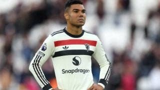 終盤の不可解な判定でPK献上のユナイテッドが公式戦5試合ぶりの敗戦…【プレミアリーグ】