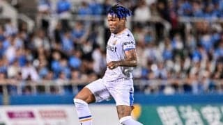 「バケモンすぎるw」「環境破壊」J2長崎が誇る“最強の個”の70m独走ドリブル破壊弾が凄い！「スーパーゴールすぎる！」「誰がなんと言うとJ2最優秀理不尽ゴール」の声