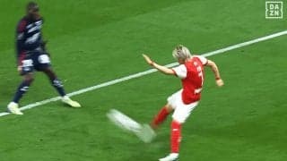 「オシャレすぎる」伊東純也、超絶アウトサイド・クロスが脚光！「凄すぎません？」「ピンポイントで上げてる」「パスえっろ」ファン驚愕