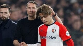 W杯最終予選戦う日本代表にも影響、上田綺世がアヤックス戦の前半で負傷交代…指揮官「ハムストリングを負傷」