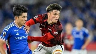 【監督交代から2か月。”残留争い”を強いられた浦和レッズが取るべき道筋(1)】監督交代と守備の整備が招いた戦術的混乱……横浜FM戦では前進見せるもスコアレスドロー