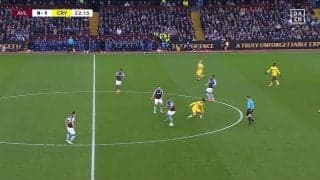 「軽率だった」鎌田大地、失点を招くボールロストに厳しい声「しんどいよ」「それはない」痛恨のタッチミスの瞬間