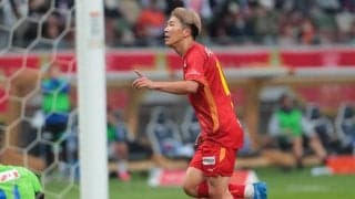 「やっと獲れた」プロ入りした名古屋でついにタイトル獲得、2ゴールの永井謙佑はまだまだ走り続ける「もう1つ、2つタイトルを獲れるように」