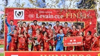 「めちゃくちゃ映ってたよ〜！」名古屋“ガッツボーズお姉さん”がルヴァン杯優勝ガッツポーズショットを公開！「今季最大のグラほー！」「全力お姉さん素敵っ」の声