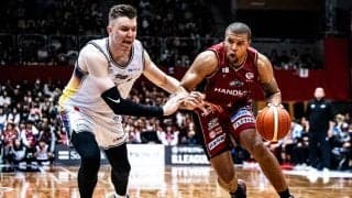 今季限りで引退のジェフ・ギブス、古巣相手に21得点12リバウンド「他の44歳と比べたらエナジーがある」