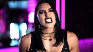 「ノーメイクが美人すぎる」“最狂”女子、ギャップがすごい“スッピン”姿にファン騒然